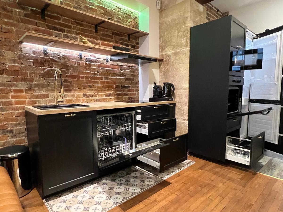 Good Vibes Luxurious Loft In Paris 11Th, With Ac & Table Football Dış mekan fotoğraf